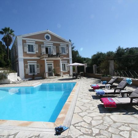 Durrell Corfu Strawberry-Pink Villa Perama  Exteriör bild